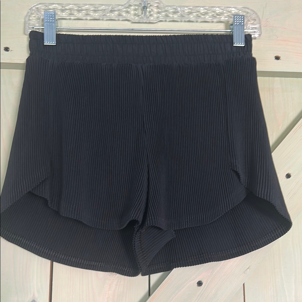All in Motion Black Athletic Shorts Moisture-Wicking Design